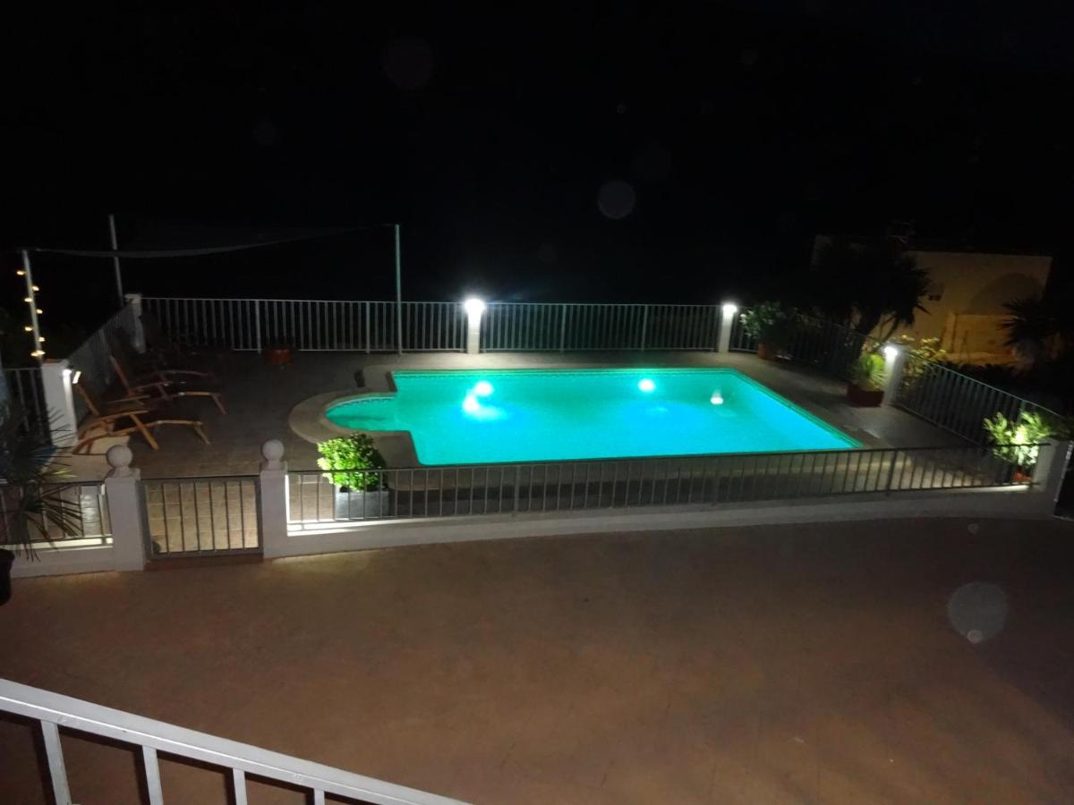 Las Palomas, Appartement 2 Chambres Avec Piscine Turis Luaran gambar